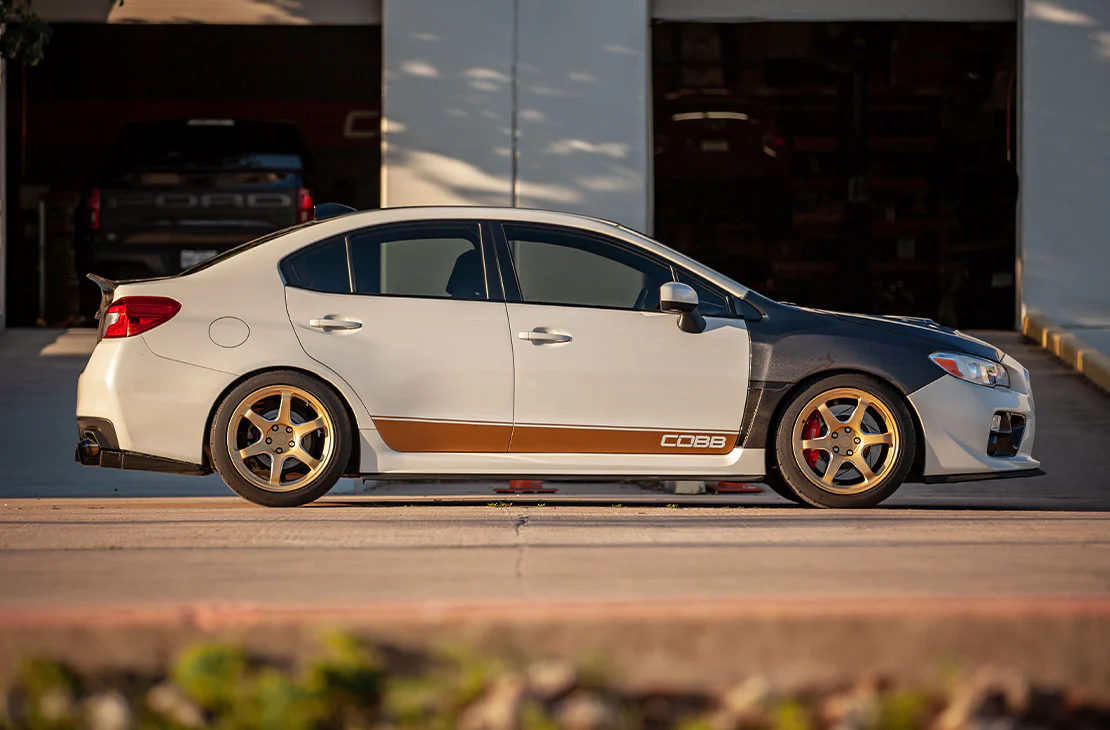 COBB TUNING TITAN7 T-D6 CYBER GOLD 18x9.5+40 5x114.3 - Image 12