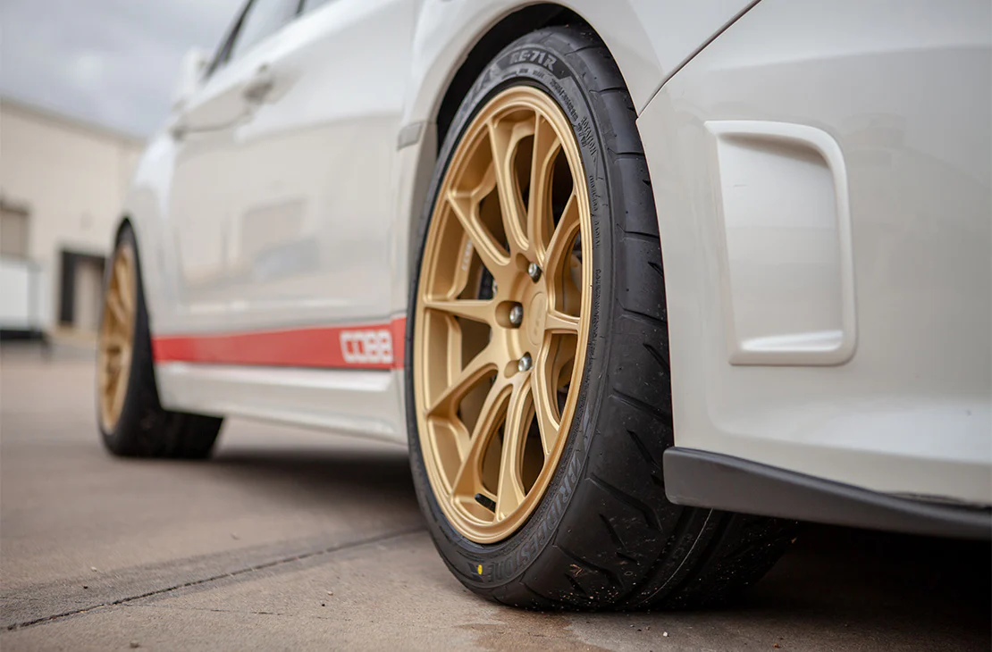 COBB TUNING TITAN7 T-R10 CYBER GOLD 18x9.5+40 5x114.3 - Image 9