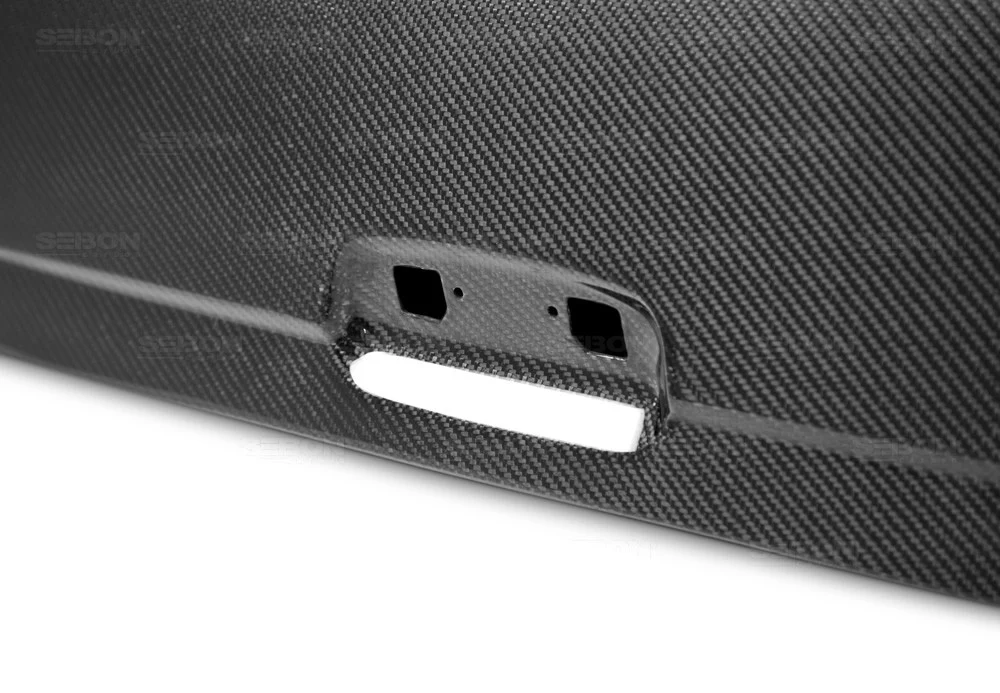 Seibon OEM Style Carbon Fiber Trunk Lid 2002-2007 Impreza/WRX Wagon - Image 3
